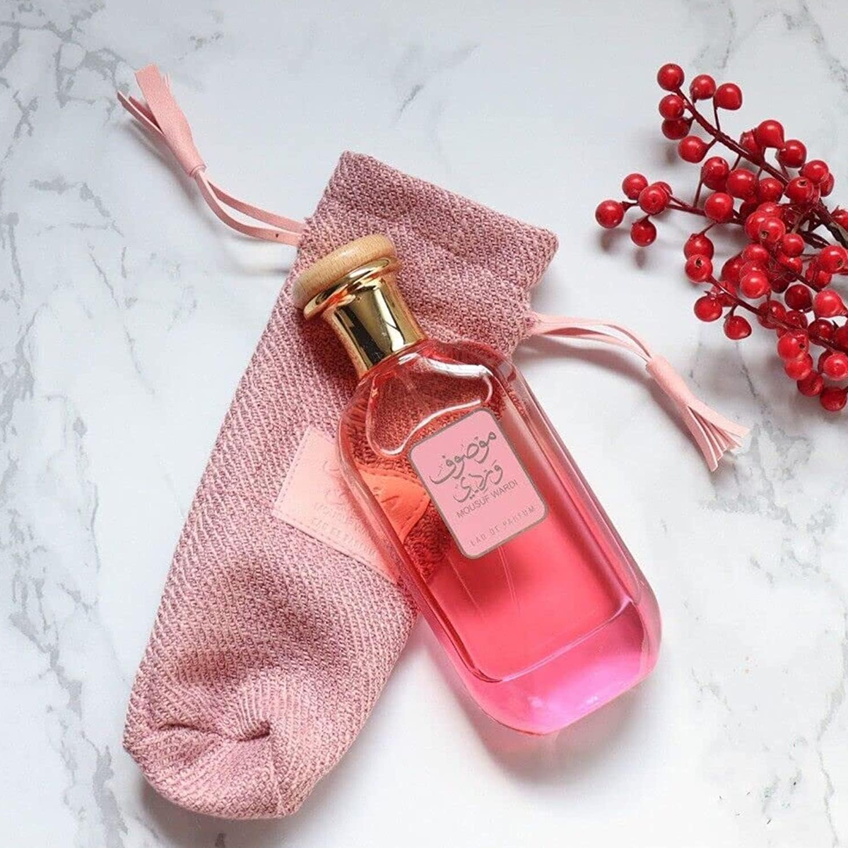 موصوف وردي (100مل نسائي)